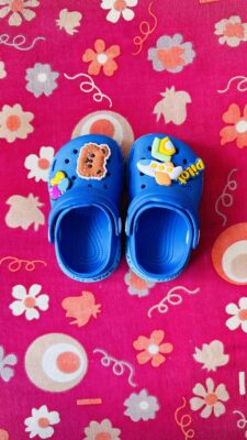 NEW Lil Lollipop Kids pilot applique anti-slip clogs