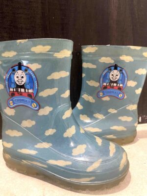 secondhand rain boots for kids