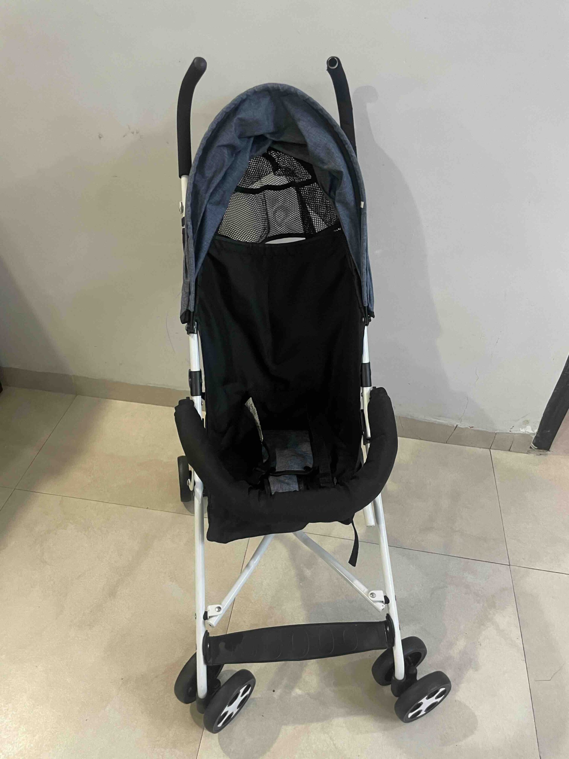 Like NEW Light weight umbrella stroller