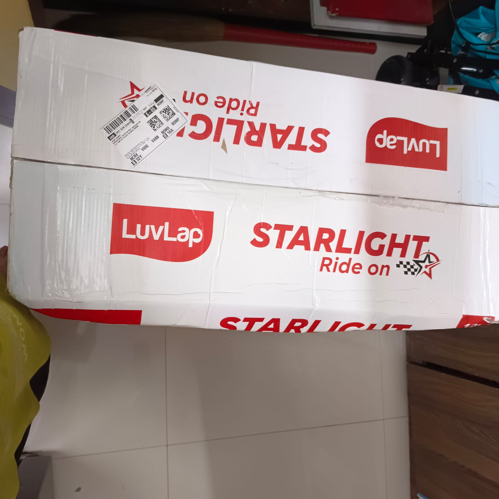 NEW Luvlap starlight ride on car ( Mumbai )