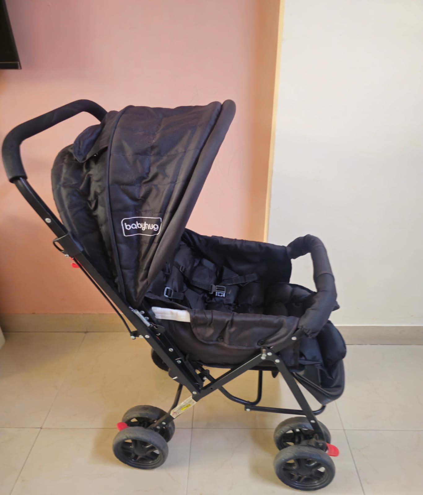 preloved Gently used Babyhug baby stroller ( Mumbai )