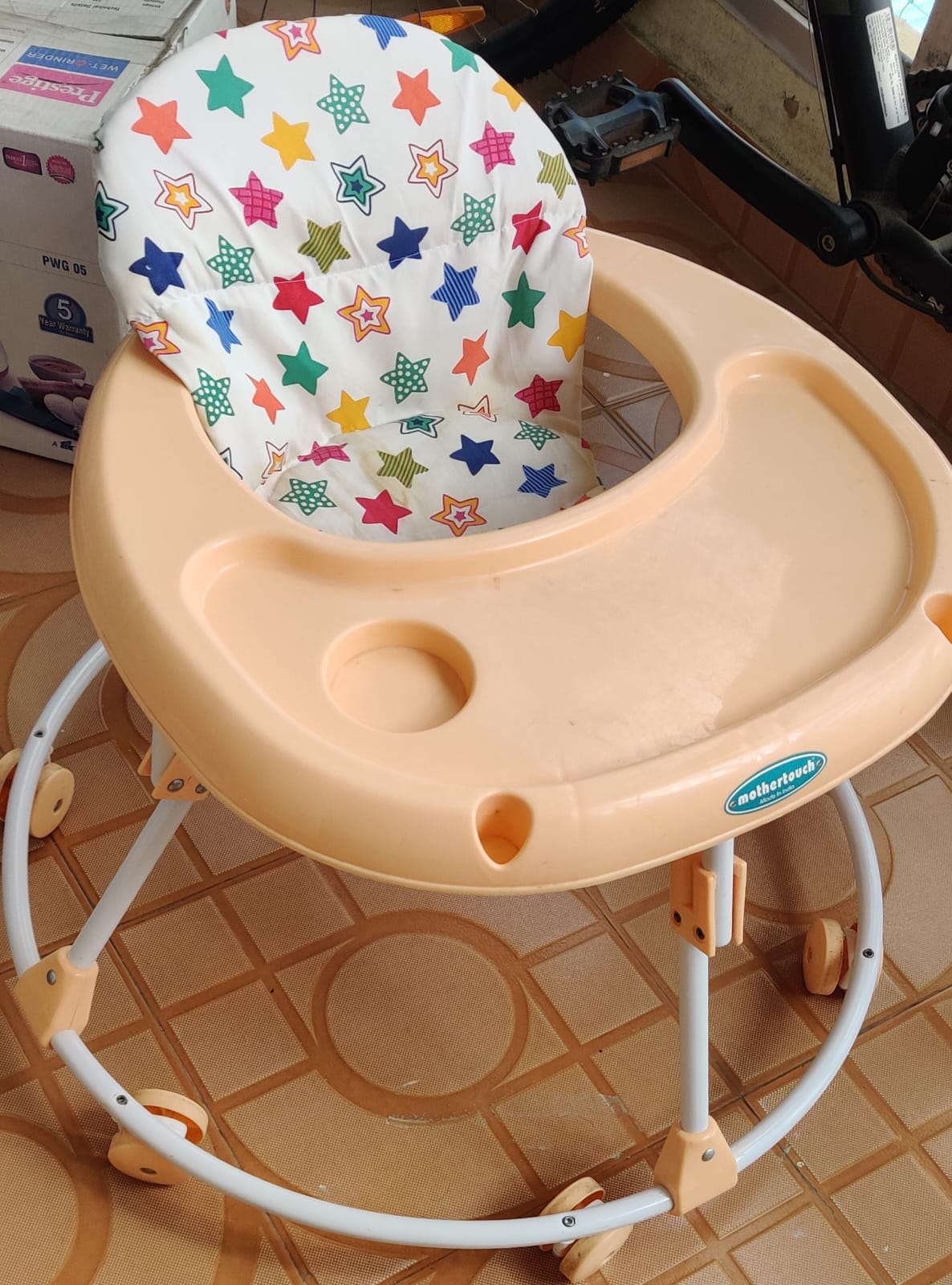 preowned Like New Mothertouch baby walker ( Bangalore )