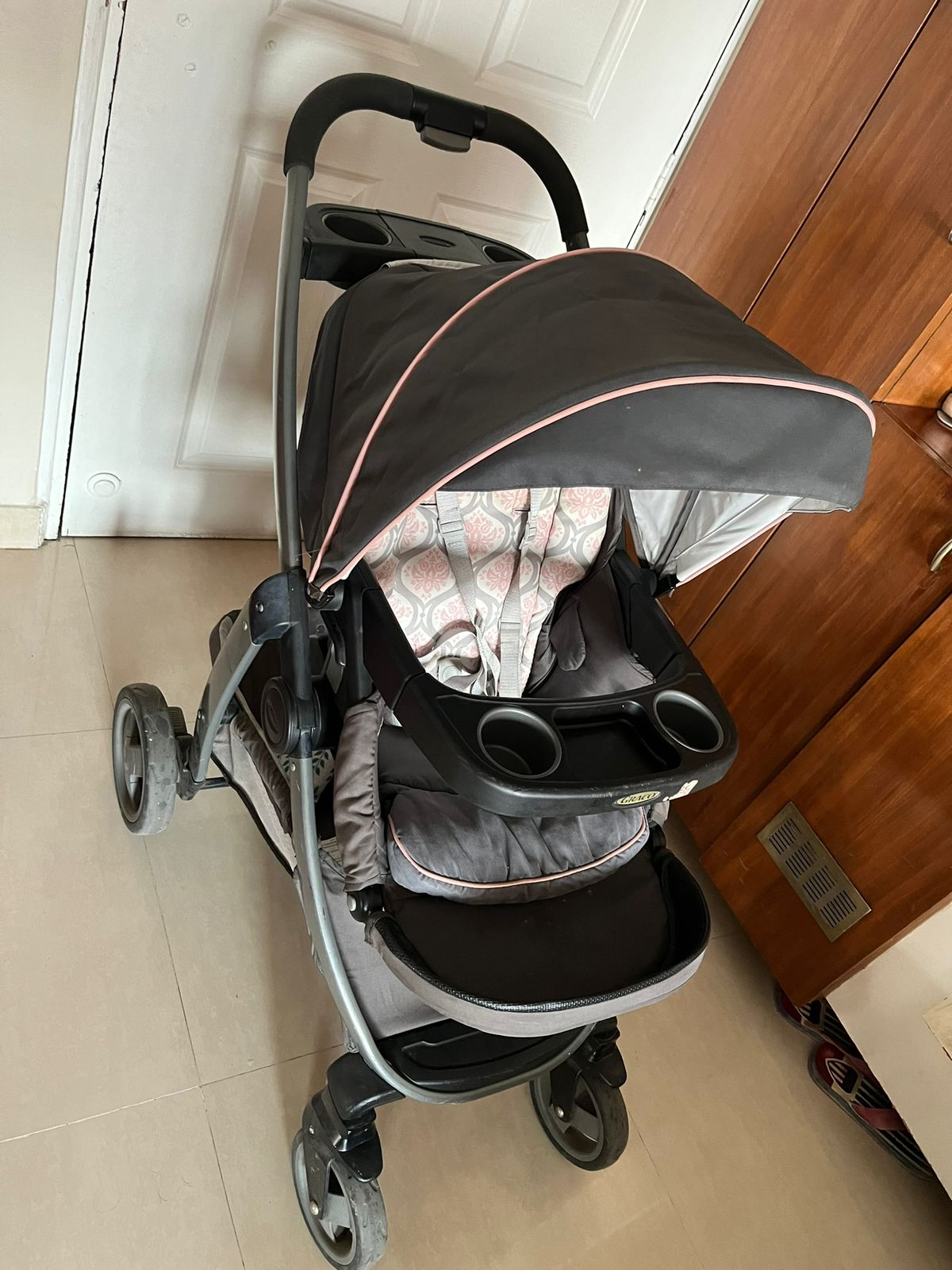 secondhand Graco stroller ( Pune )