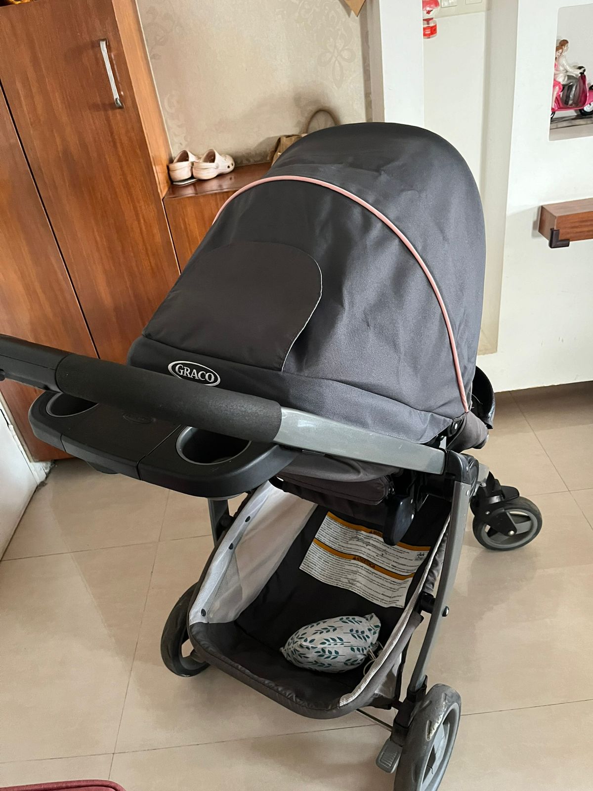 gently used Graco stroller for sale in Pune