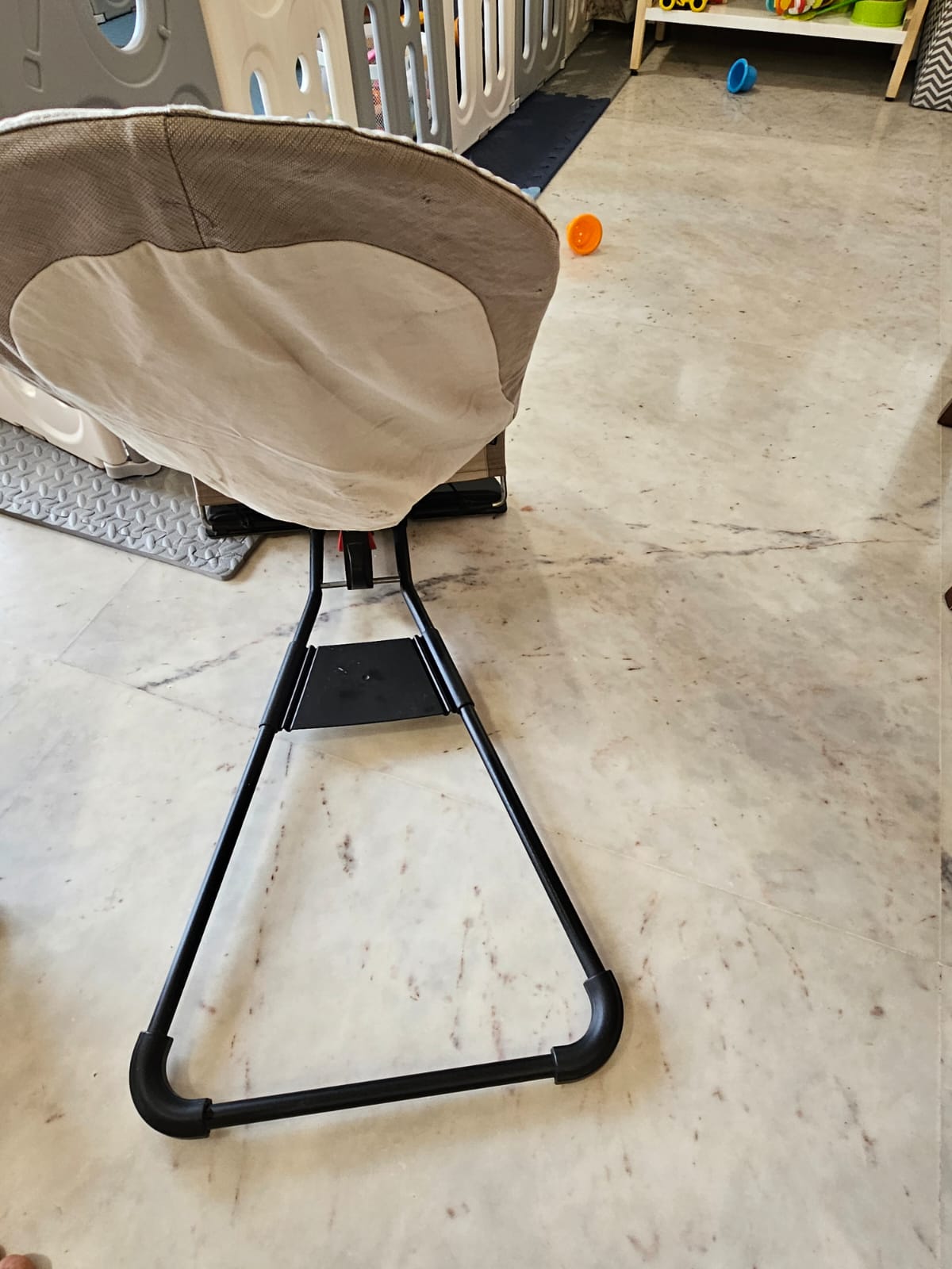 gently used Babybjorn bouncer