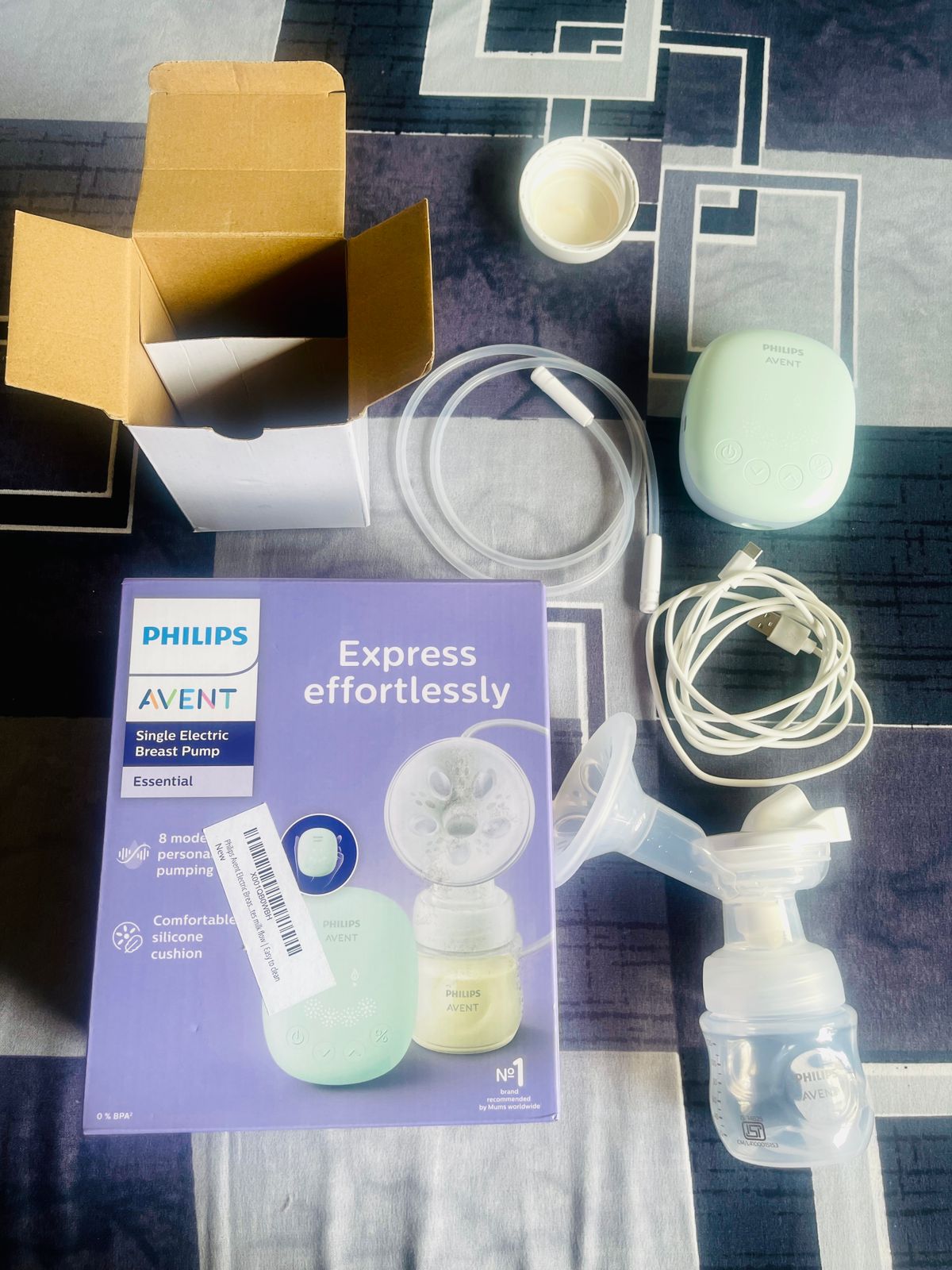 secondhand Like NEW Phillips Avent electronic breast pump