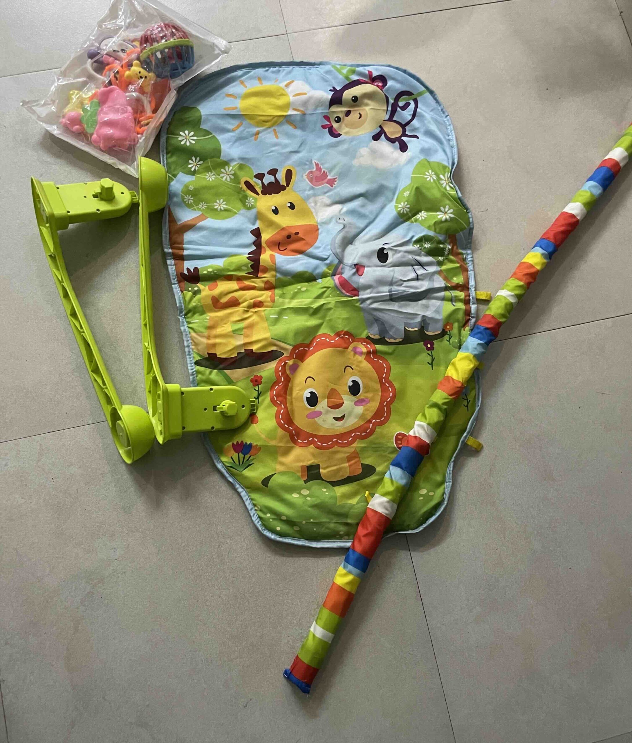 secondhand baby play gym ( Mumbai )