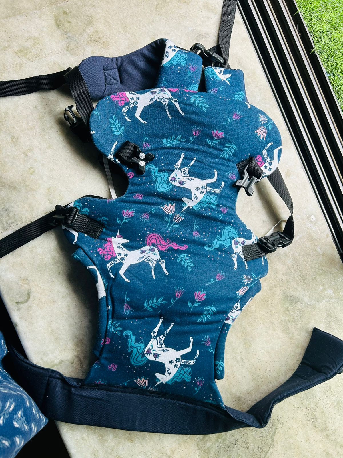 preowned but unused NEW My Giraffe Kangaroo pouch baby carrier ( Unicorn design )