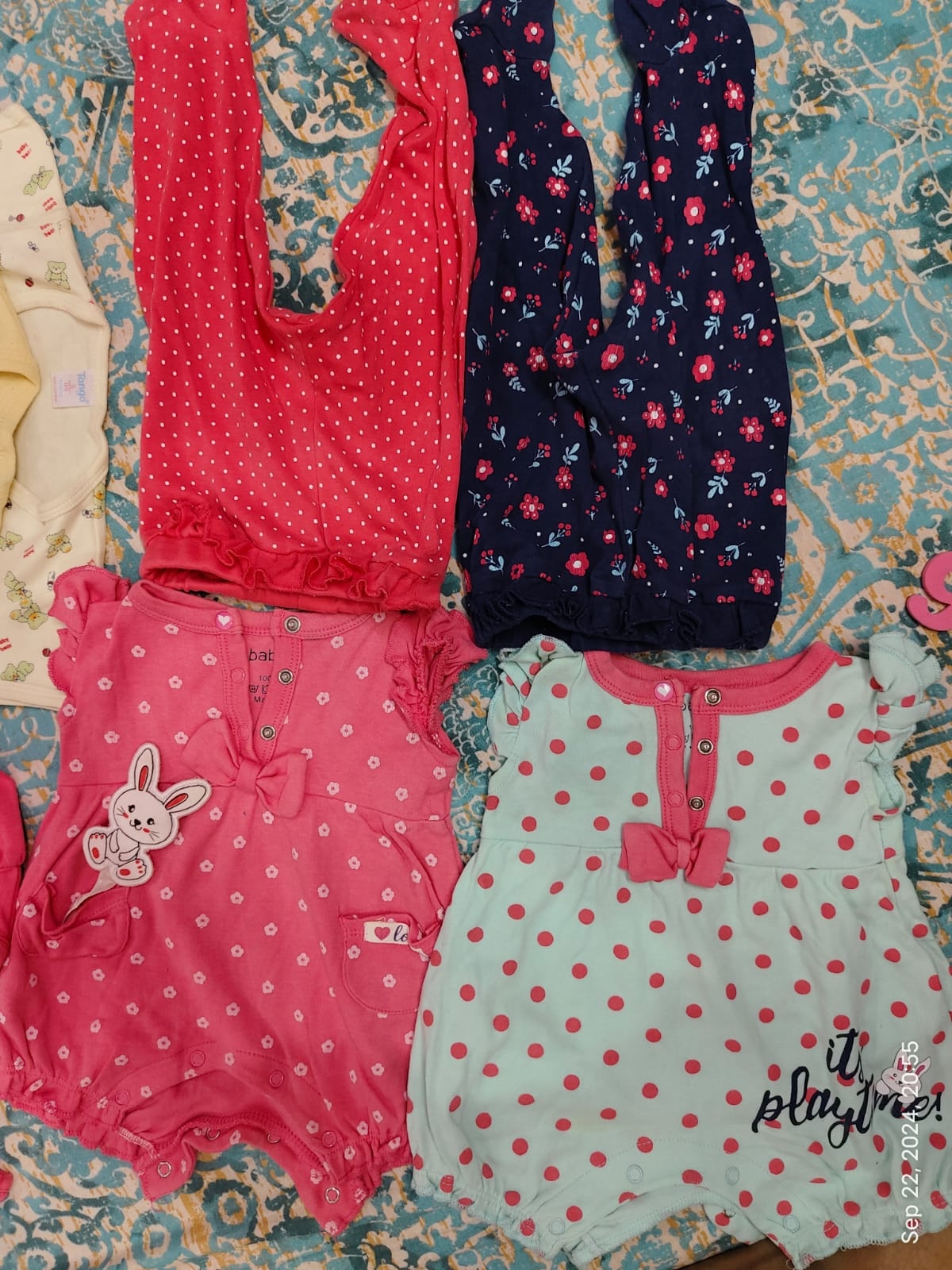 Assorted set of preloved soft cotton clothing items (0-3 months)