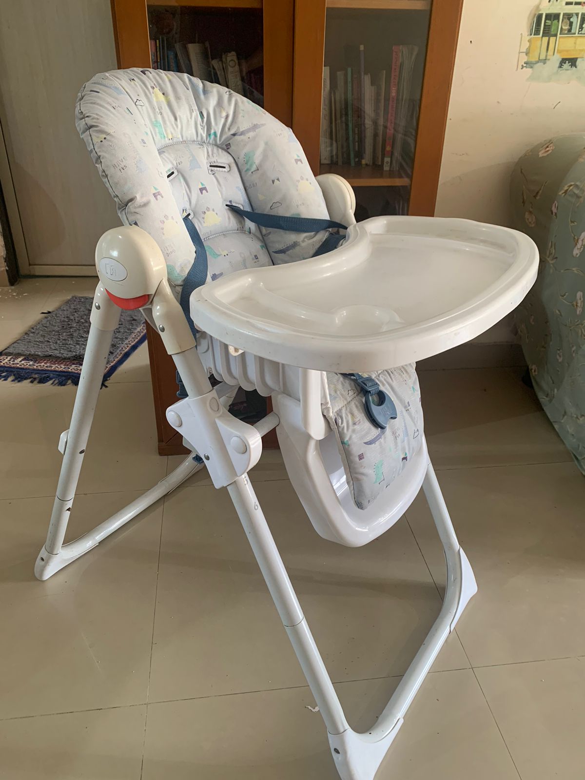 preowned gently used Mothercare high chair ( Mumbai )