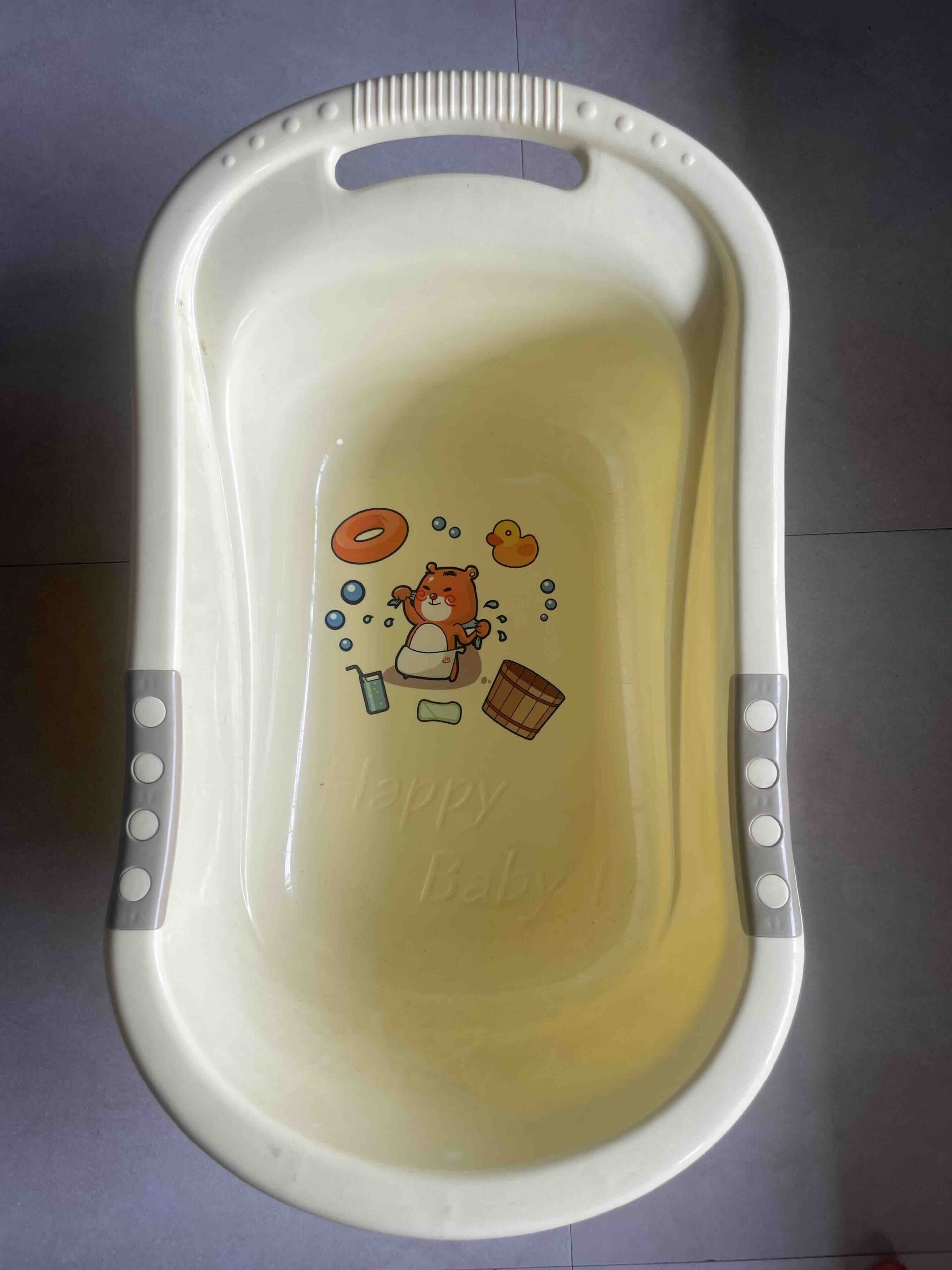 preowned but unused baby bath tub for sale in Mumbai