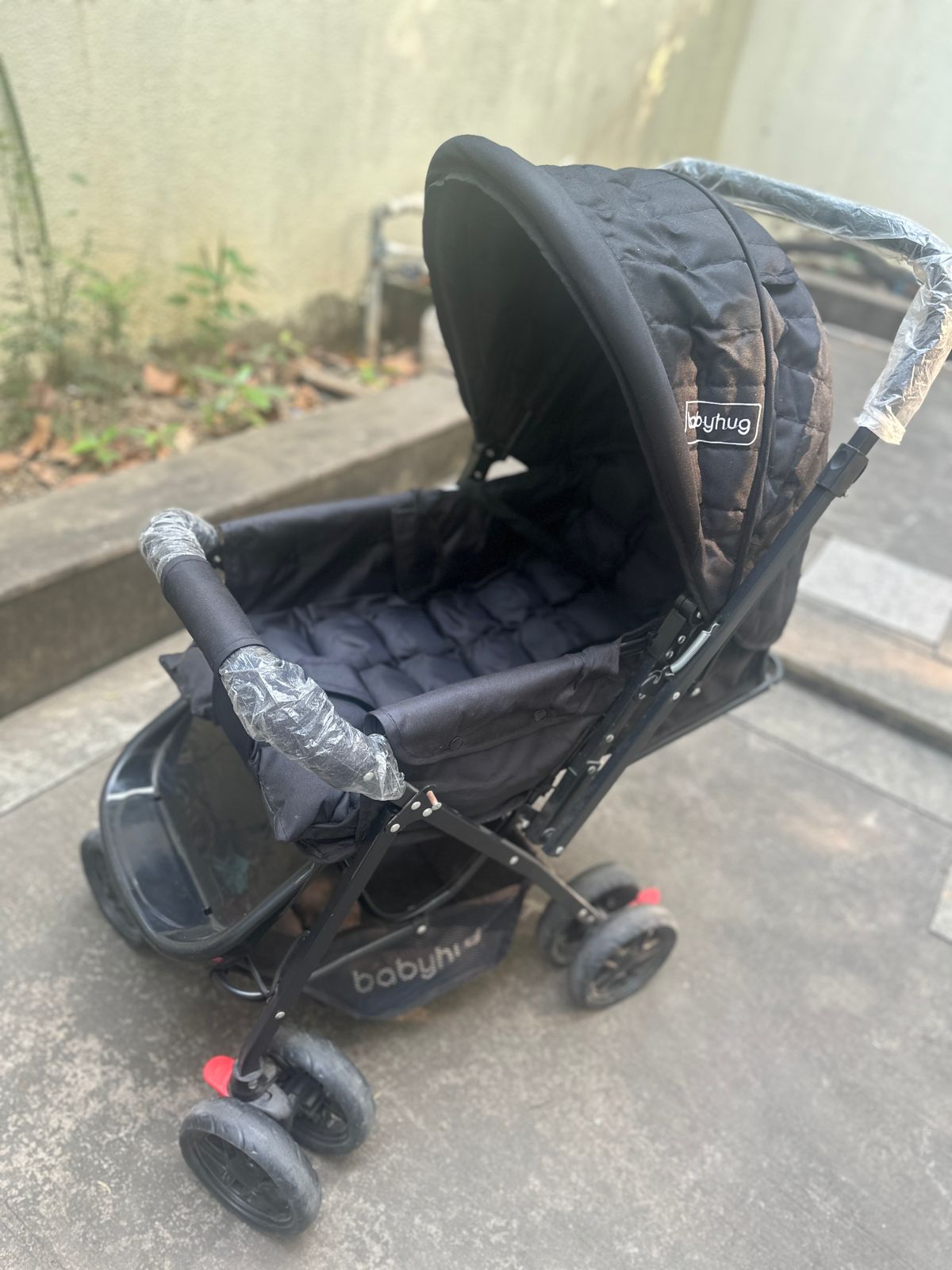 Used Babyhug pram ( Surat )