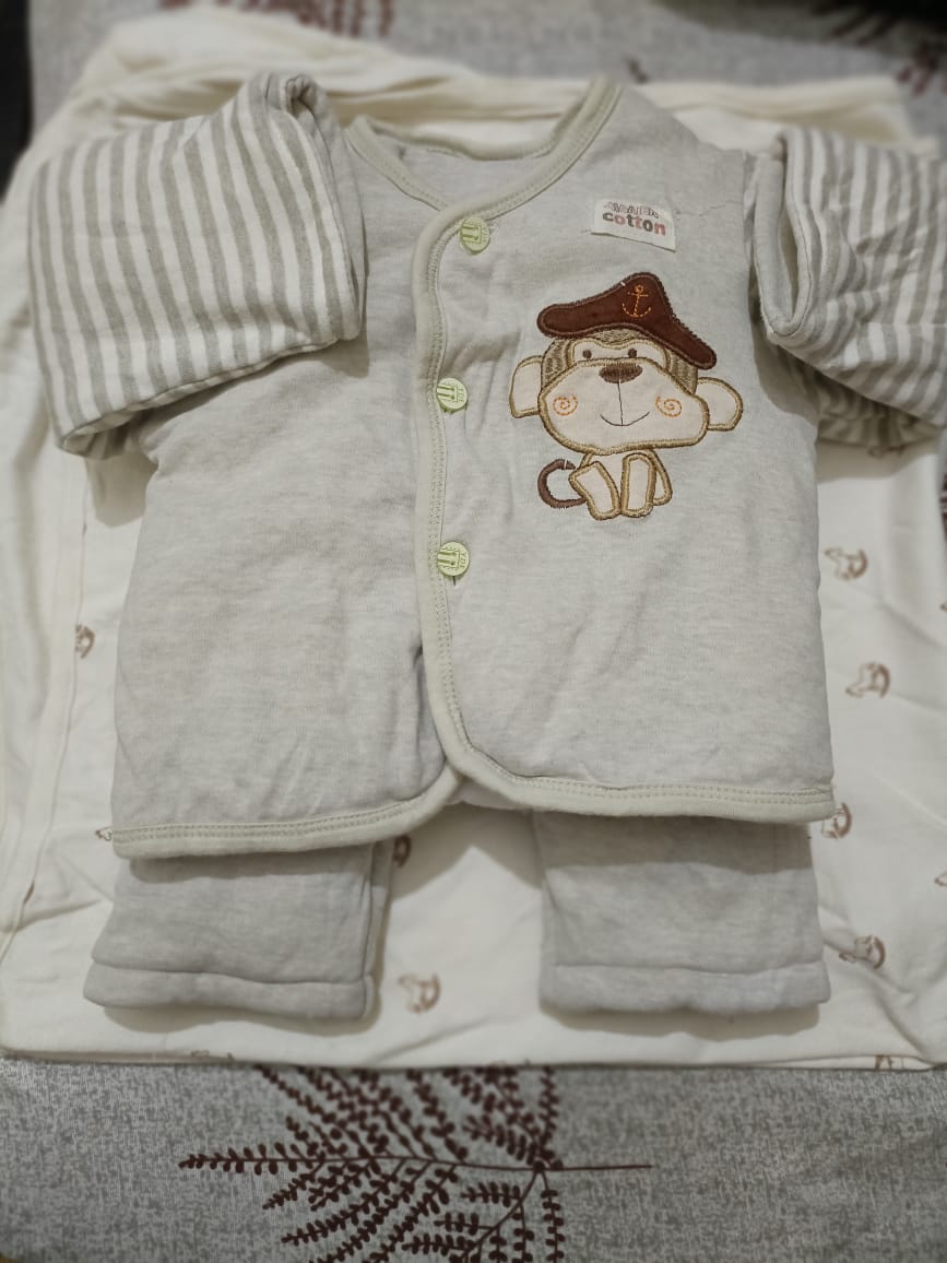 gently used winter wear for baby (0-3 months)