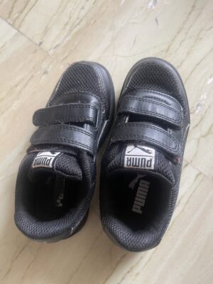 Preloved Puma black shoes (3.5-5 years)