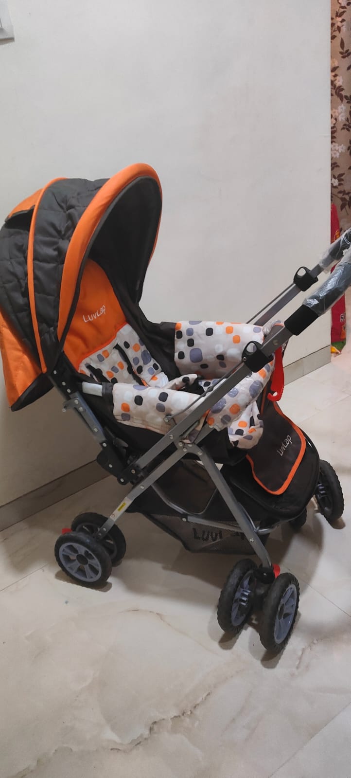 Secondhand LuvLap sunshine baby stroller / pram ( Mumbai )