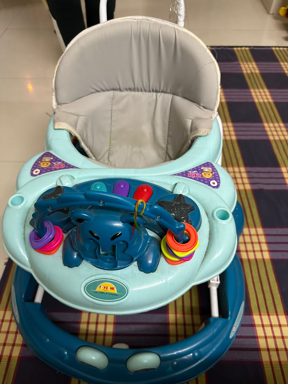 Gently used Toyzone baby walker ( Pune )