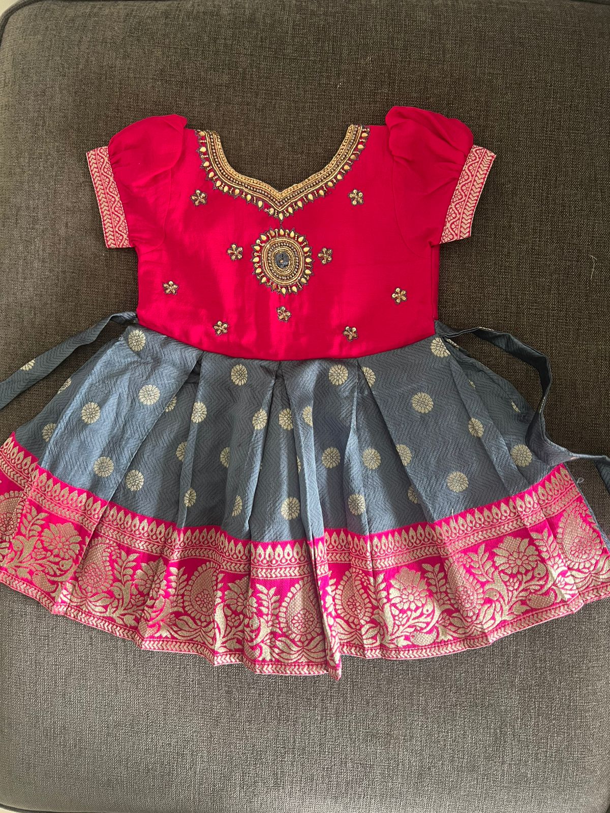 Preowned Like New Enfance silk dress (12-18 months)