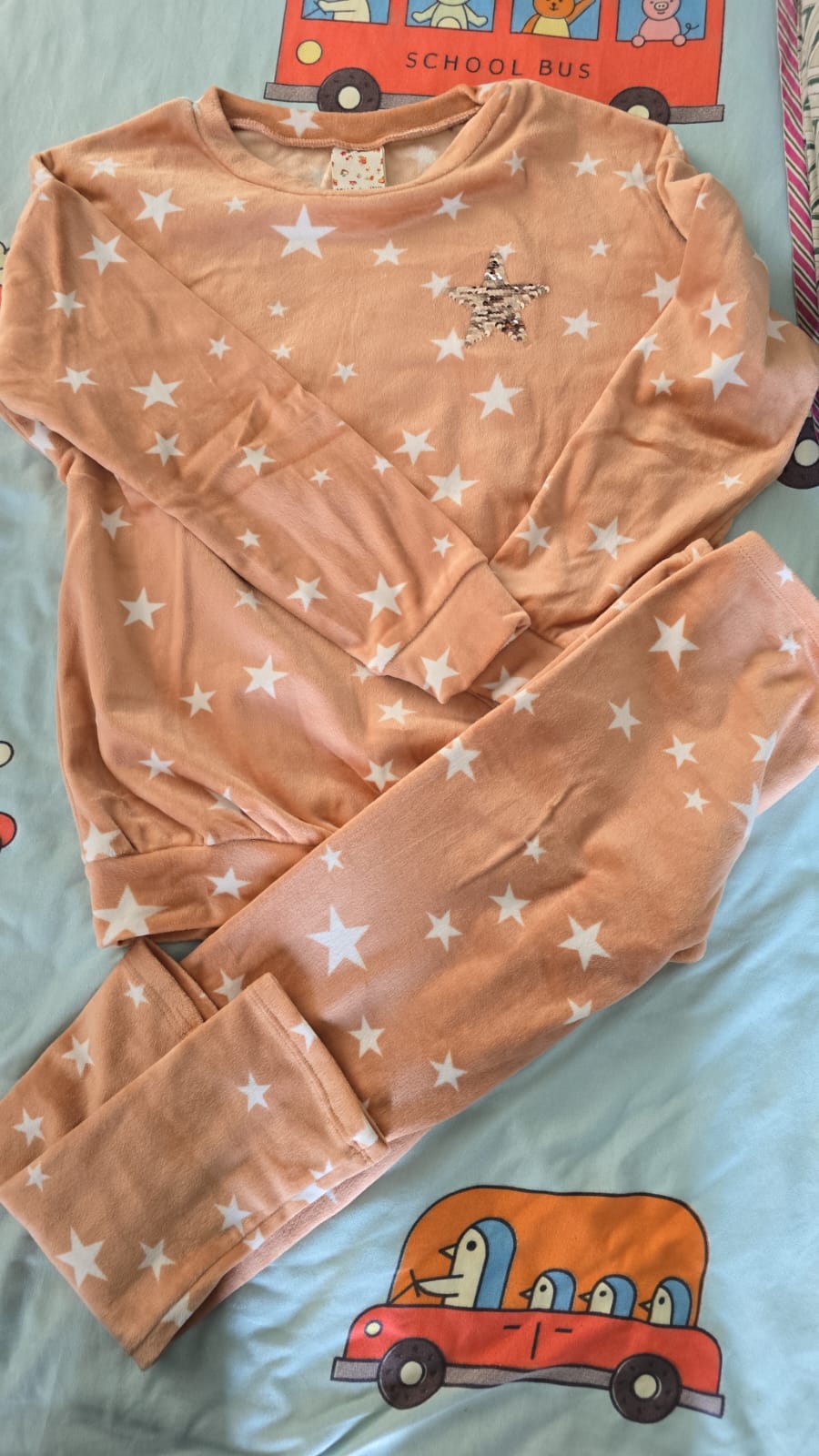 Preowned BELLE du JOUR soft night suit for girls bought from USA (8-10 years)