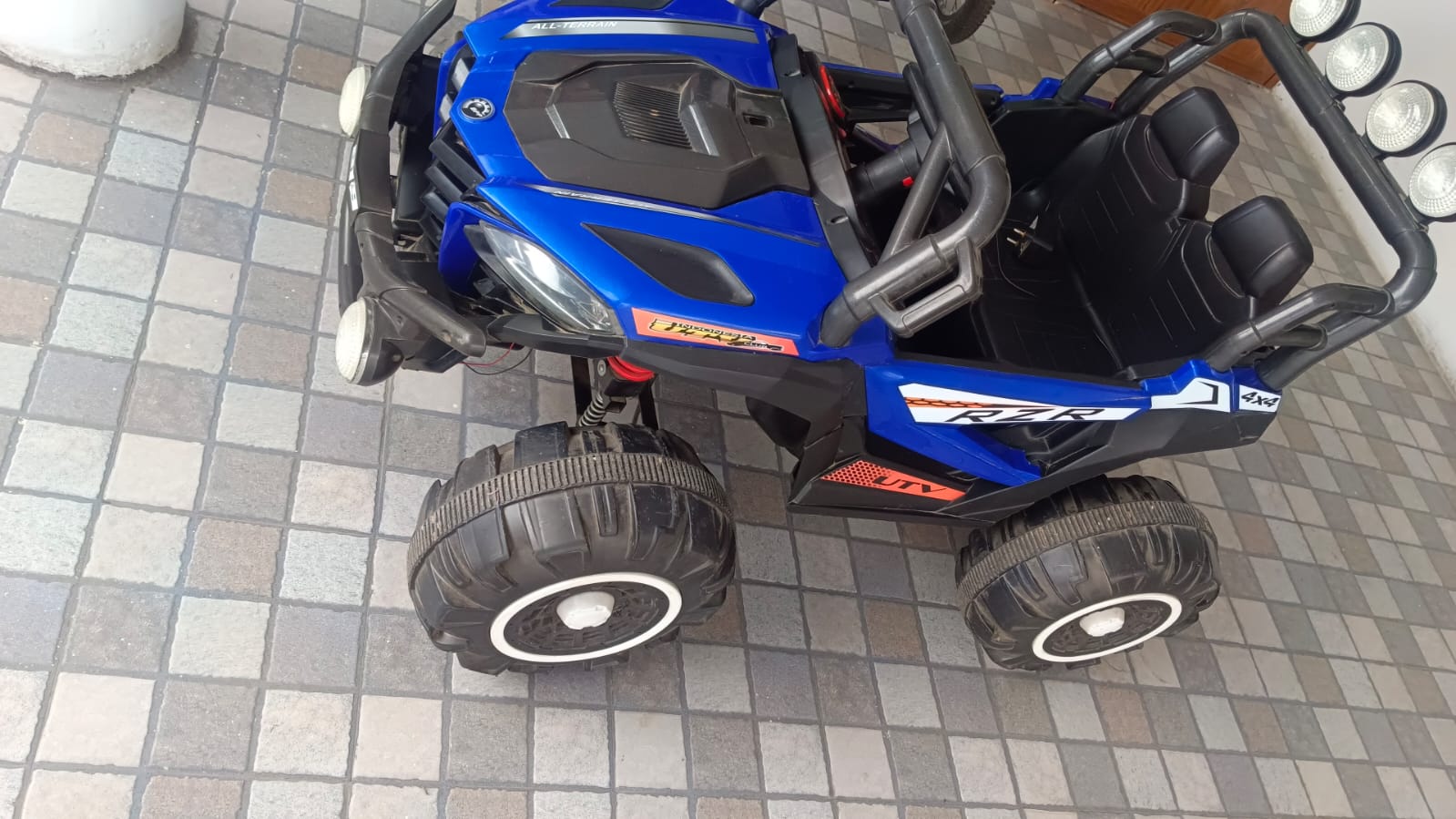 secondhand used kids toy car for sale