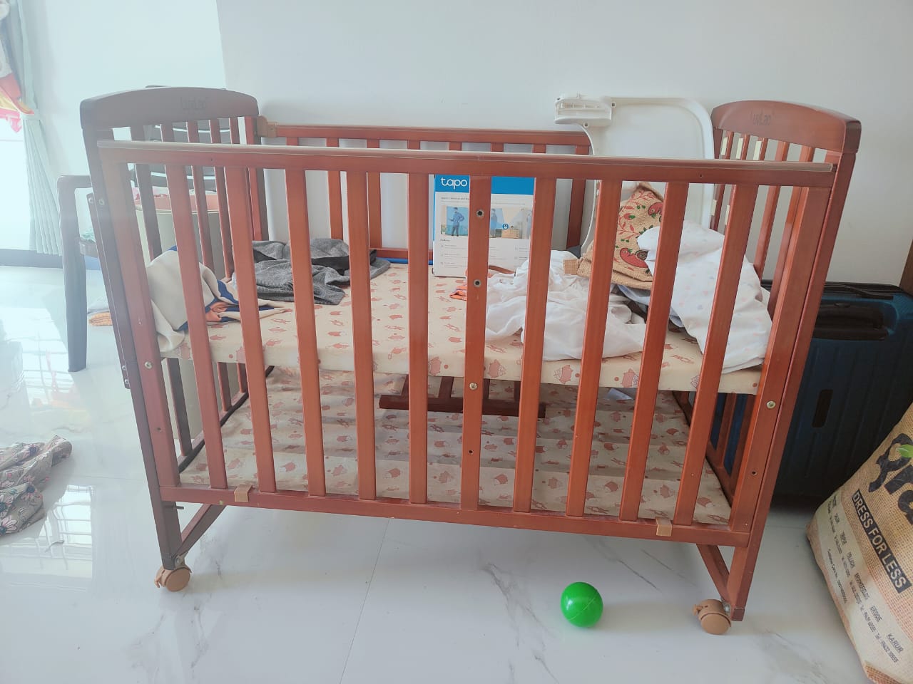 baby cot resale