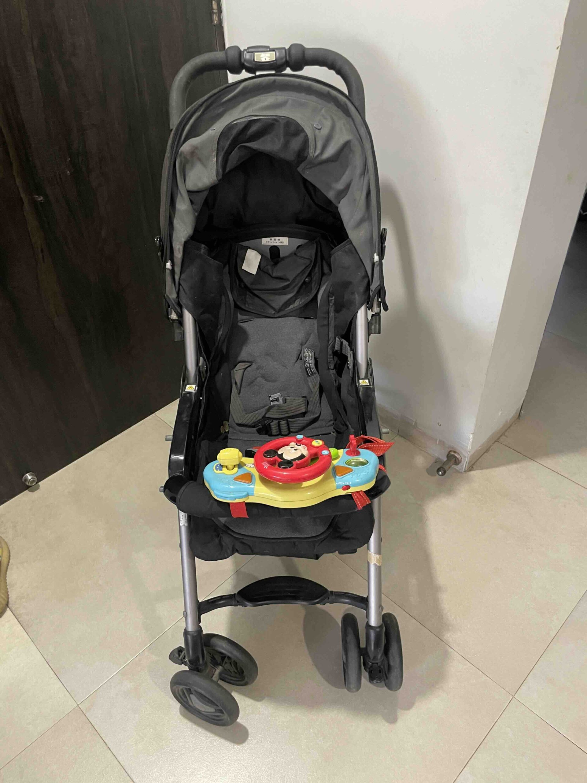 Secondhand combi stroller for sale in Mumbai