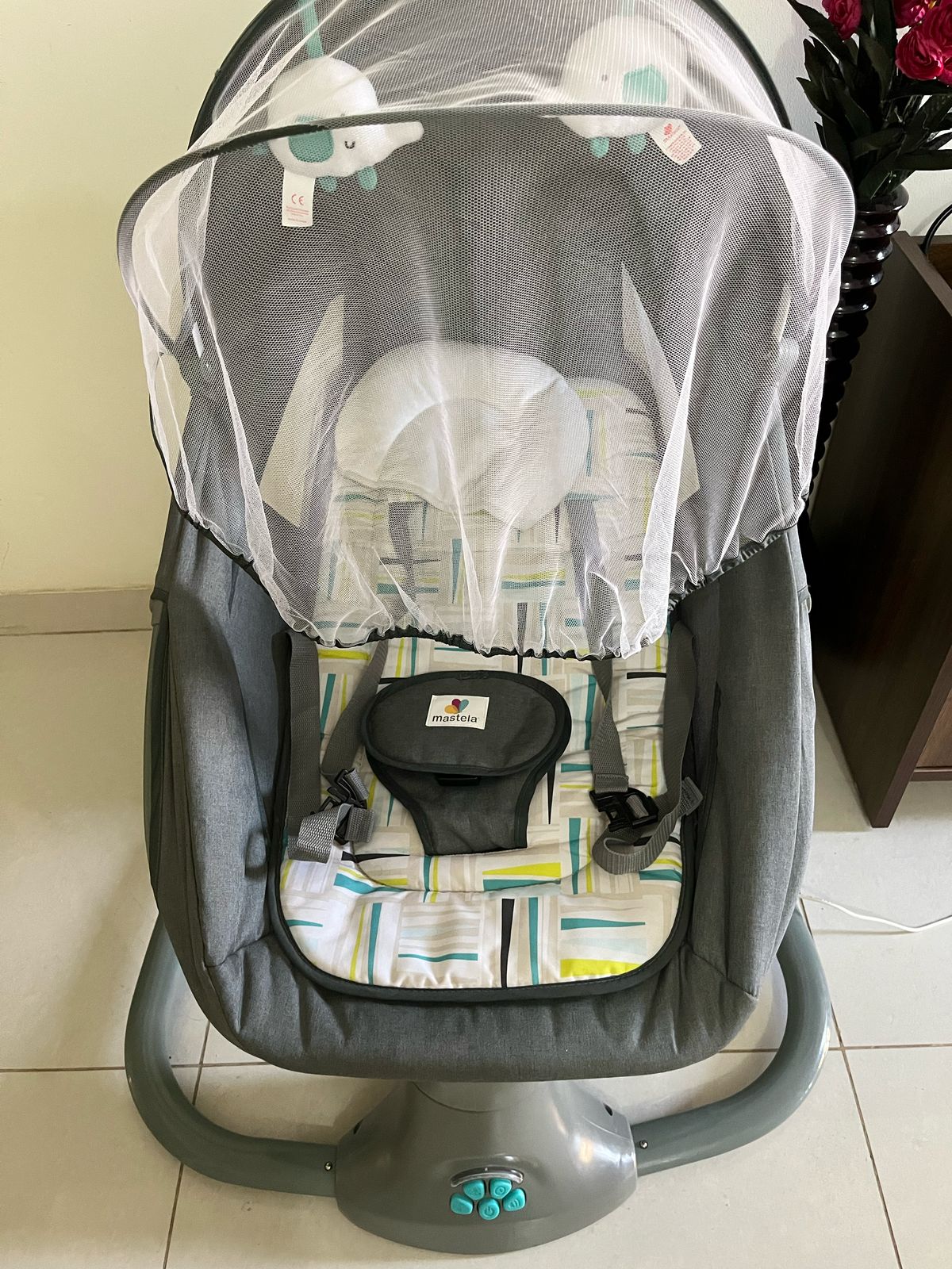 Second hand Like New Mastela baby rocker ( Pune )