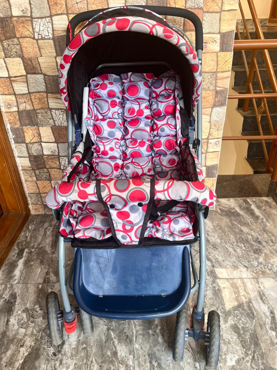 Second hand Luvlap stroller( Coimbatore )