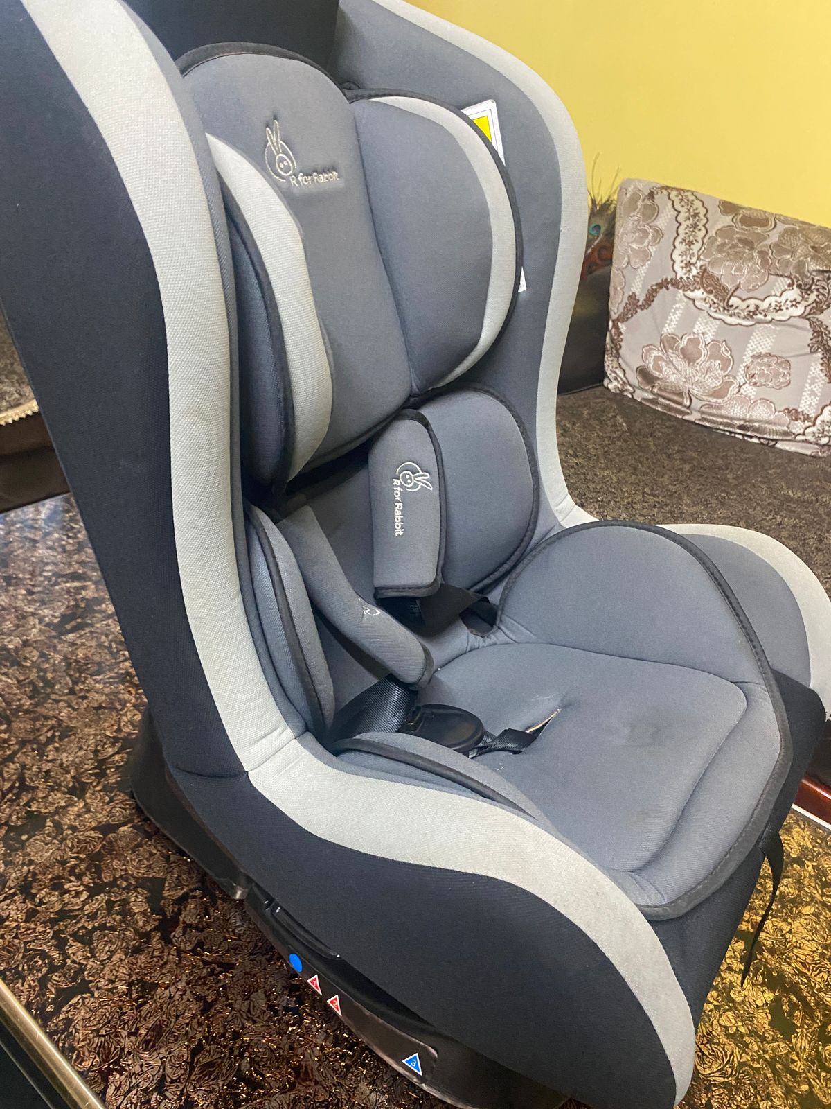 Secondhand R for Rabbit jack n jill covertible car seat ( Thane )