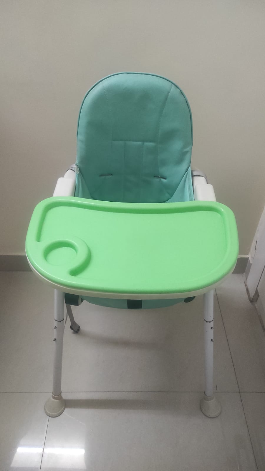 Preowned Syga high chair ( Noida )