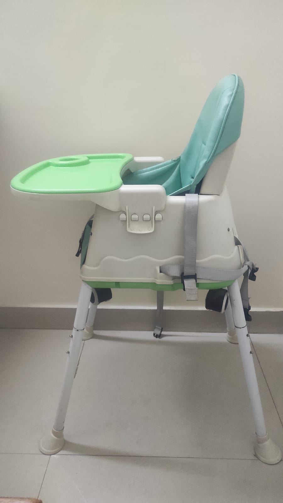 Syga 2 in 1 baby high chair ( Noida )