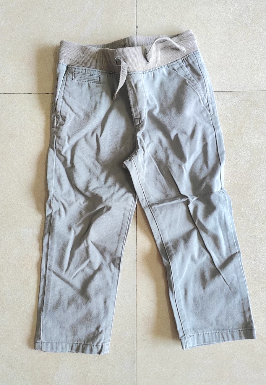 Second hand Baby Gap trousers (2-3 years)