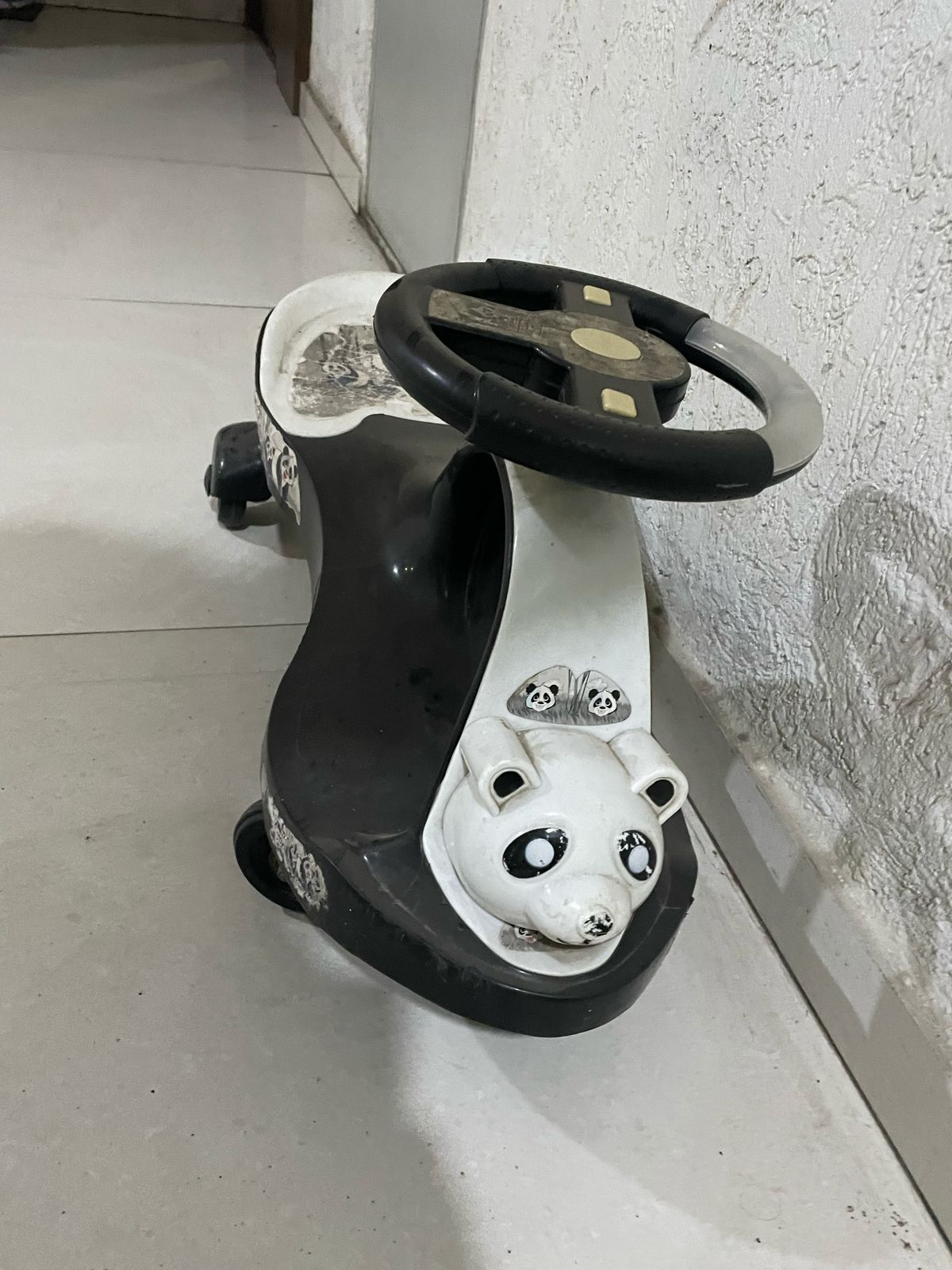 Preloved toyzone swing car ( Mumbai )