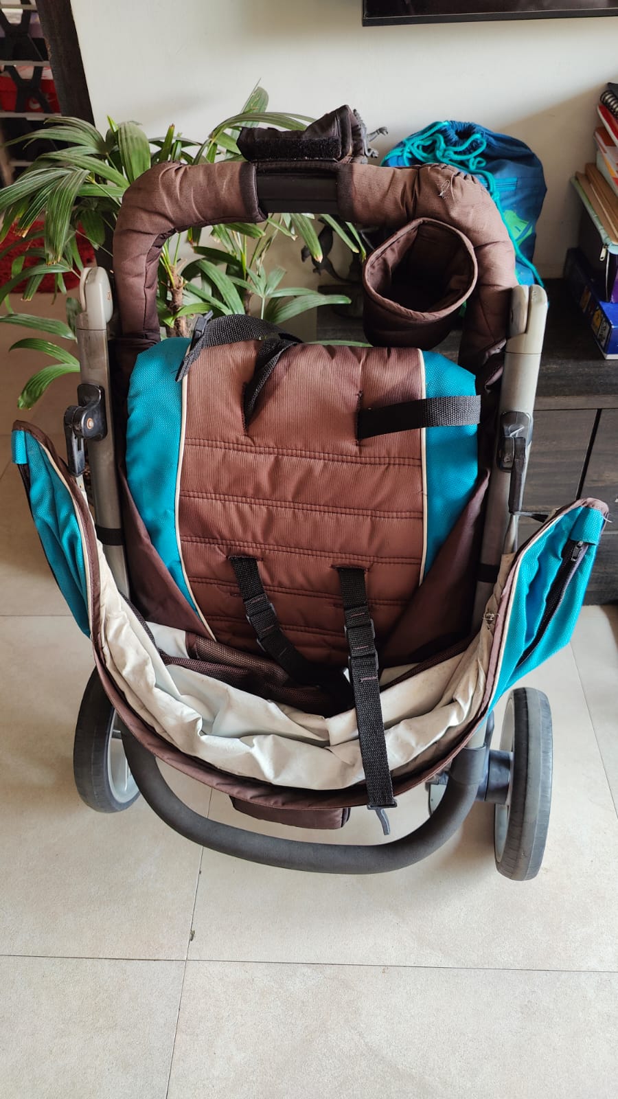 Used one hand easy fold stroller by Graco for sale in Mumbai