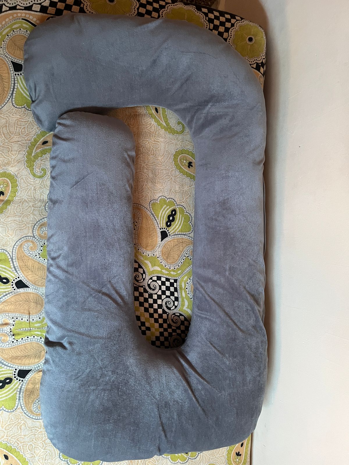 Secondhand Maternity Pillow ( Vasai )