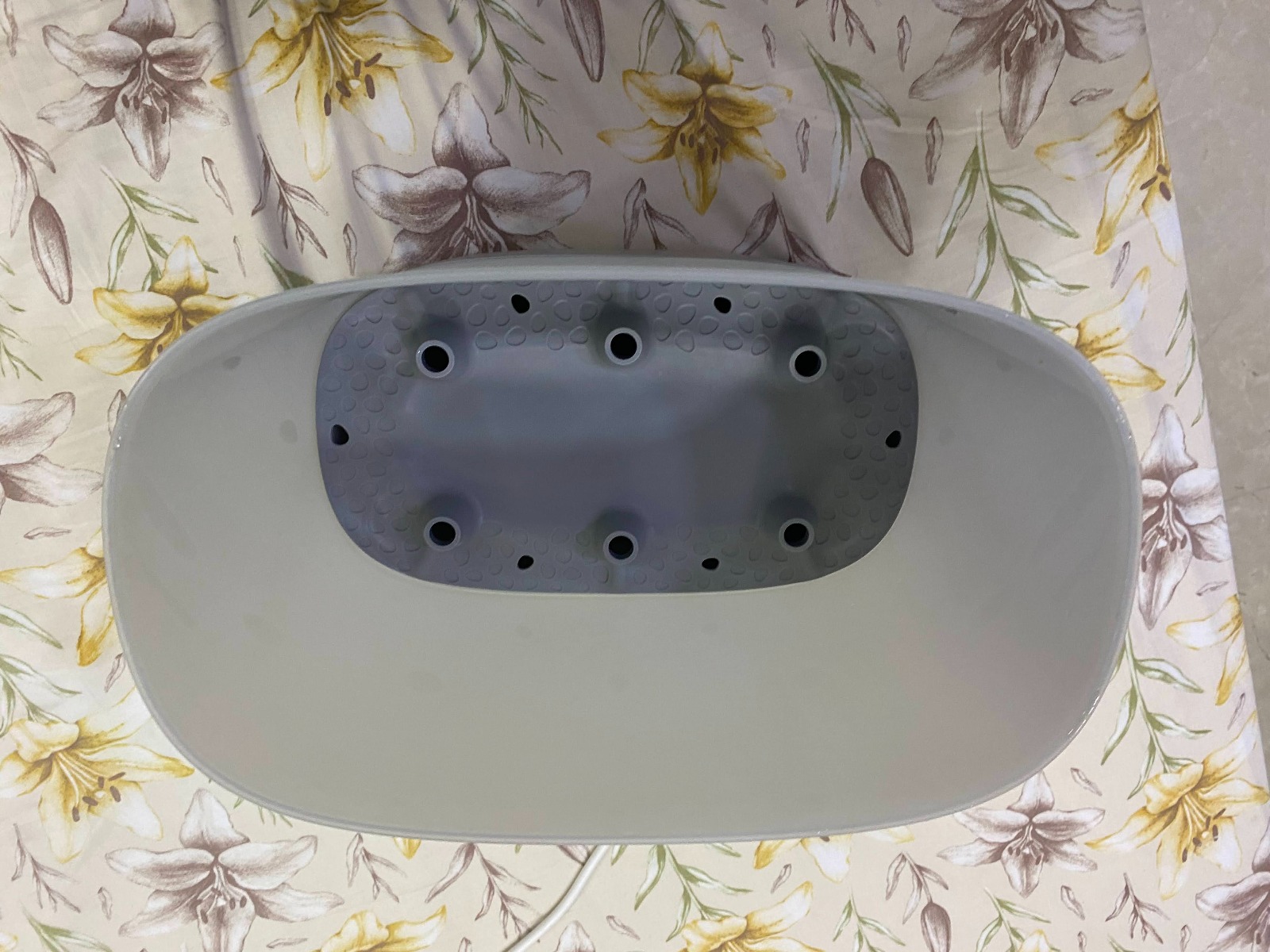 Gently used Philips Avent Sterilizer