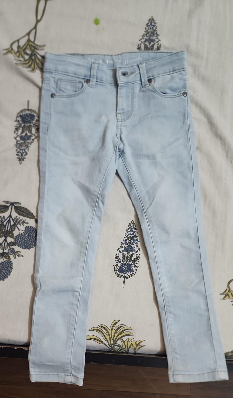 Secondhand branded kids jeans (4-5 years)