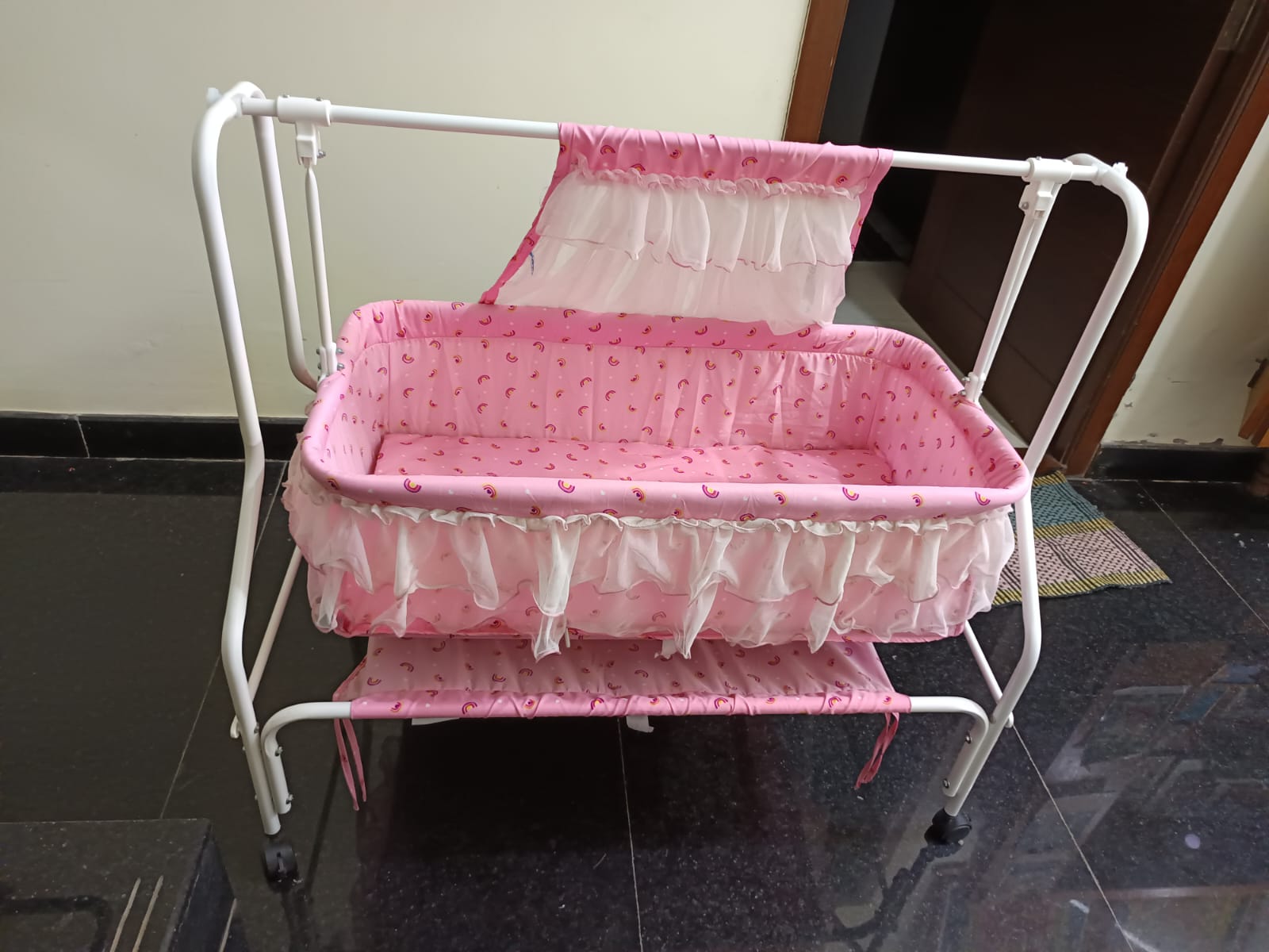 Secondhand Like New baby cradle ( Chennai )