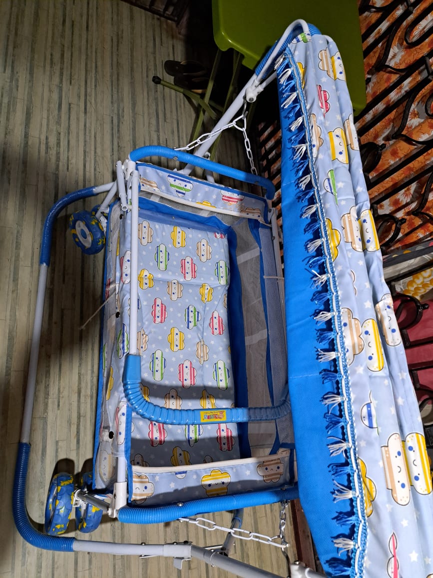 Secondhand unused baby jhula cum cradle ( Kolkata )