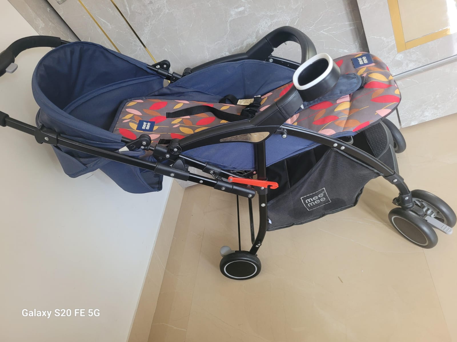Secondhand but unused New Me n Moms Baby Stroller ( Navi Mumbai )