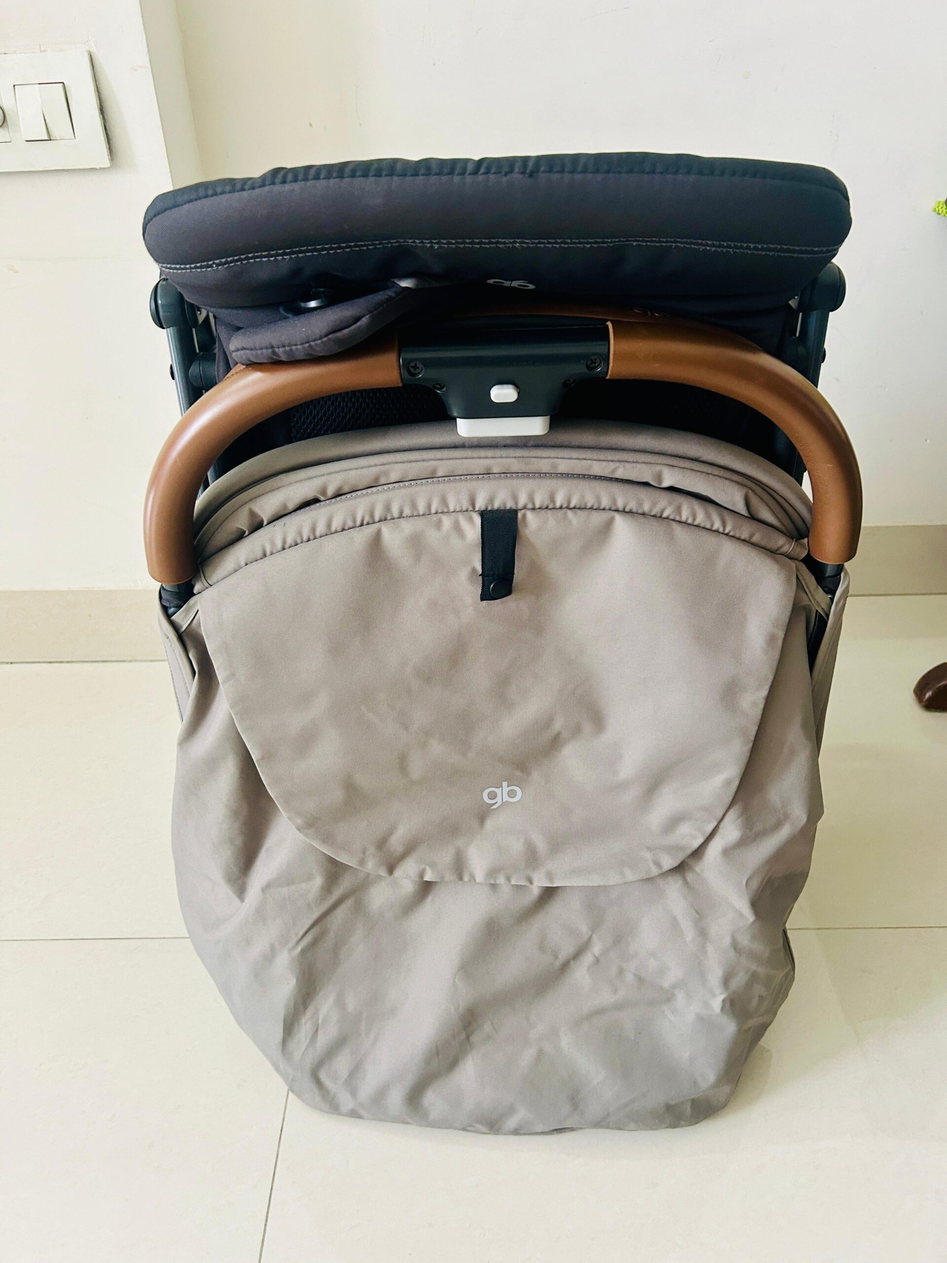 gently used Preloved imported baby stroller ( Thane )
