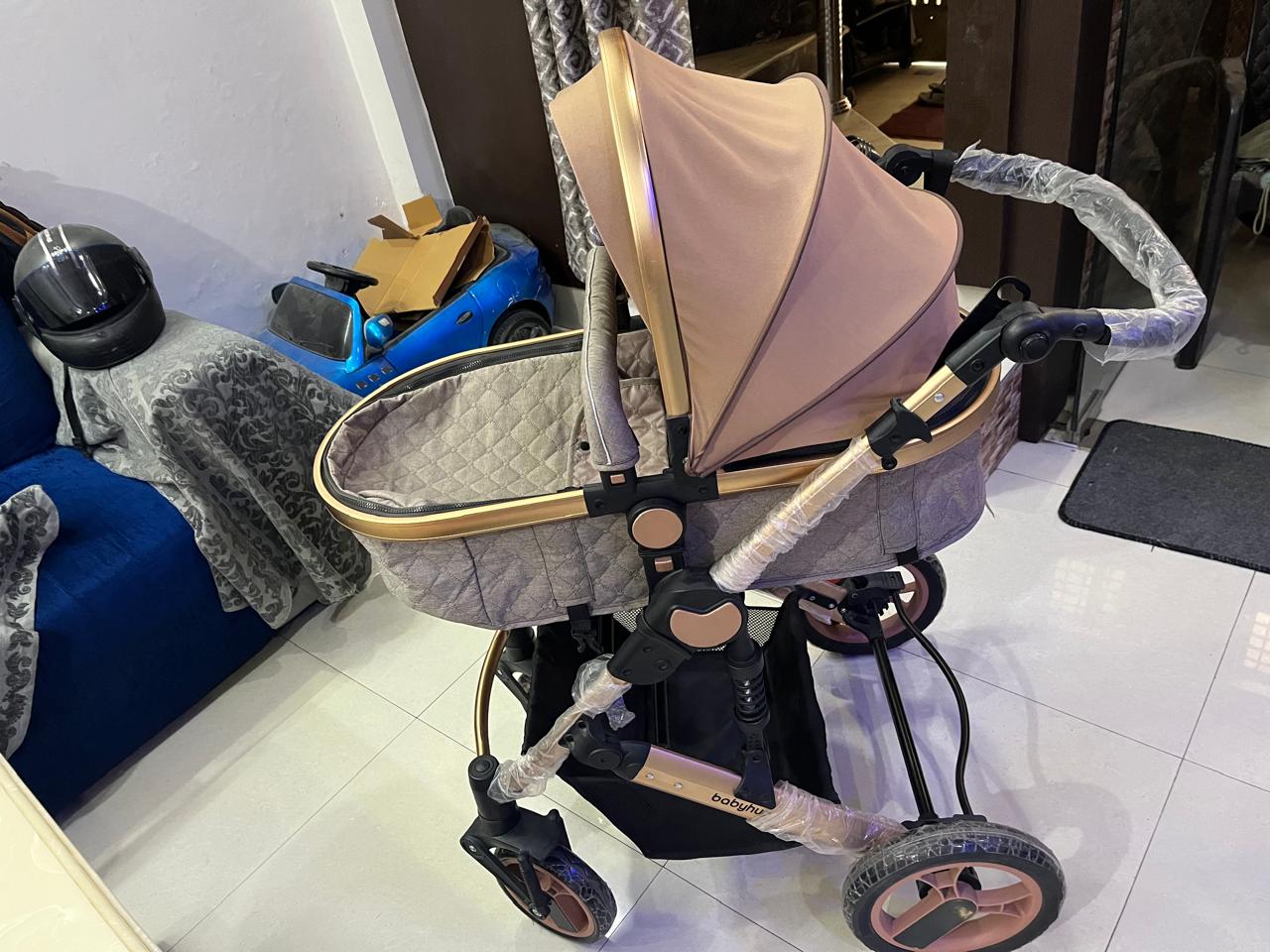 unused NEW Babyhug stroller ( New Delhi )