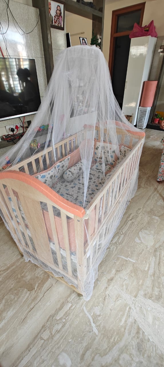 Preloved Like New Luvlap crib ( Bangalore )
