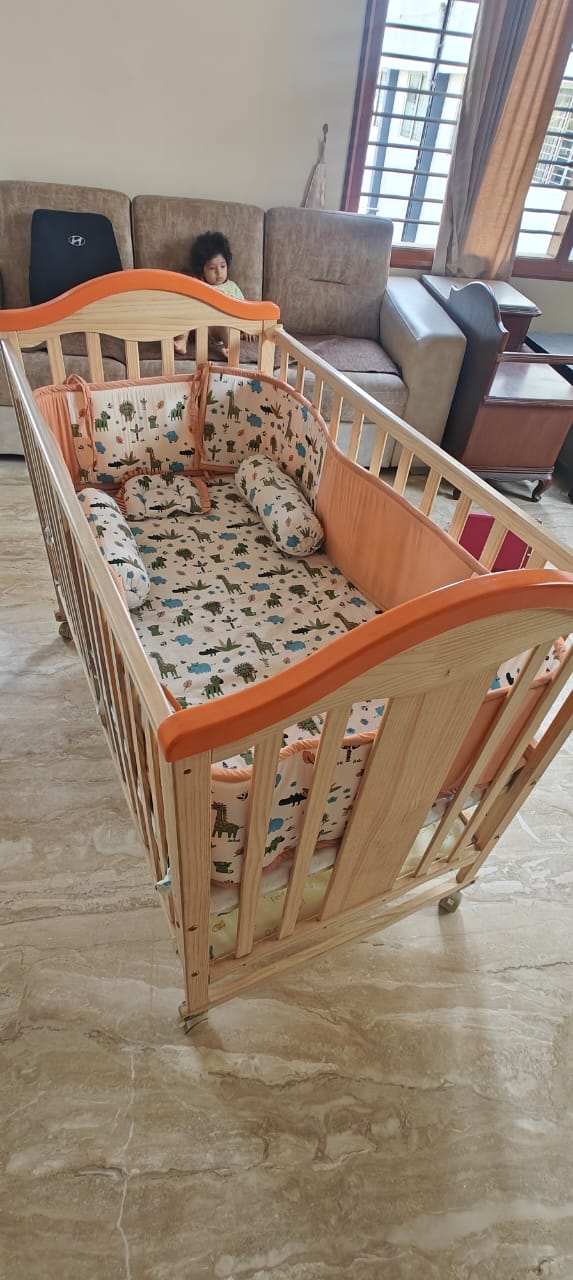 Gently used Like New Luvlap crib ( Bangalore )