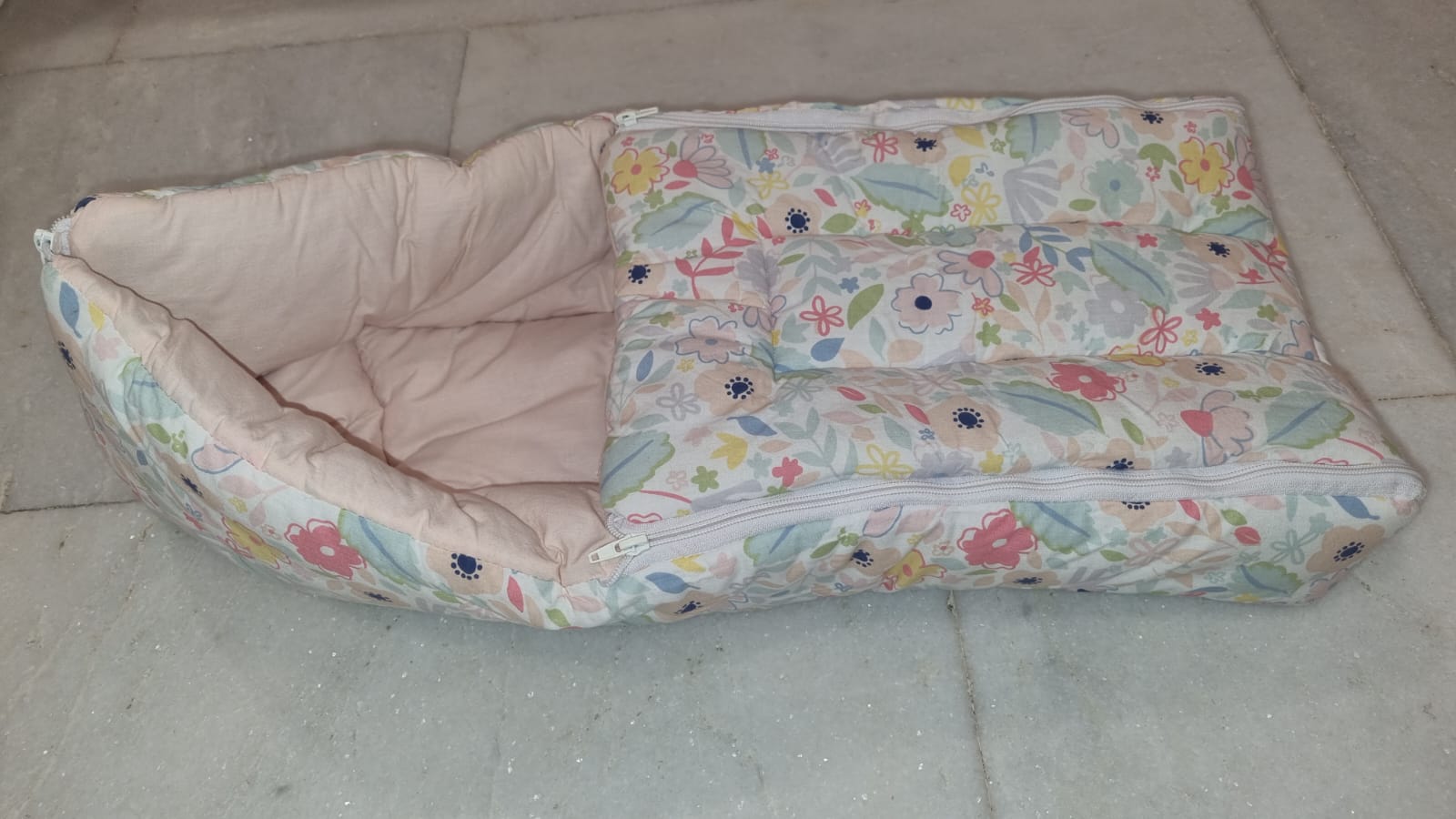 Secondhand baby carrier nest / sleeping bag for FREE ( Hyderabad )