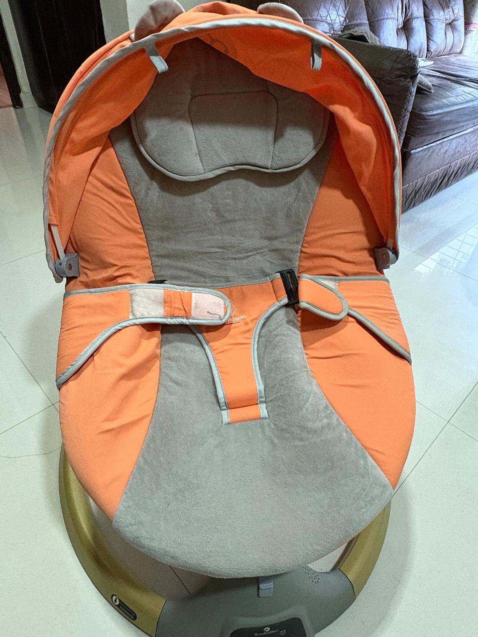 Preloved Like New Star and Daisy automatic electric baby swing rocker cradle ( Mumbai )