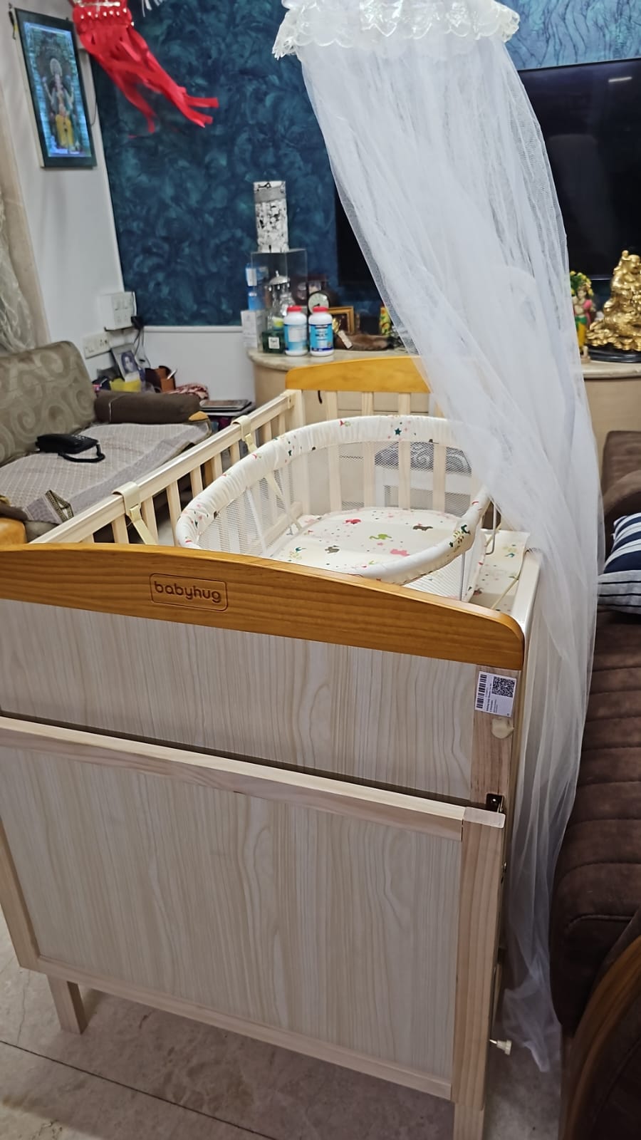 Preowned gently used Babyhug crib for sale in Mumbai on My Thrift Baby Loot