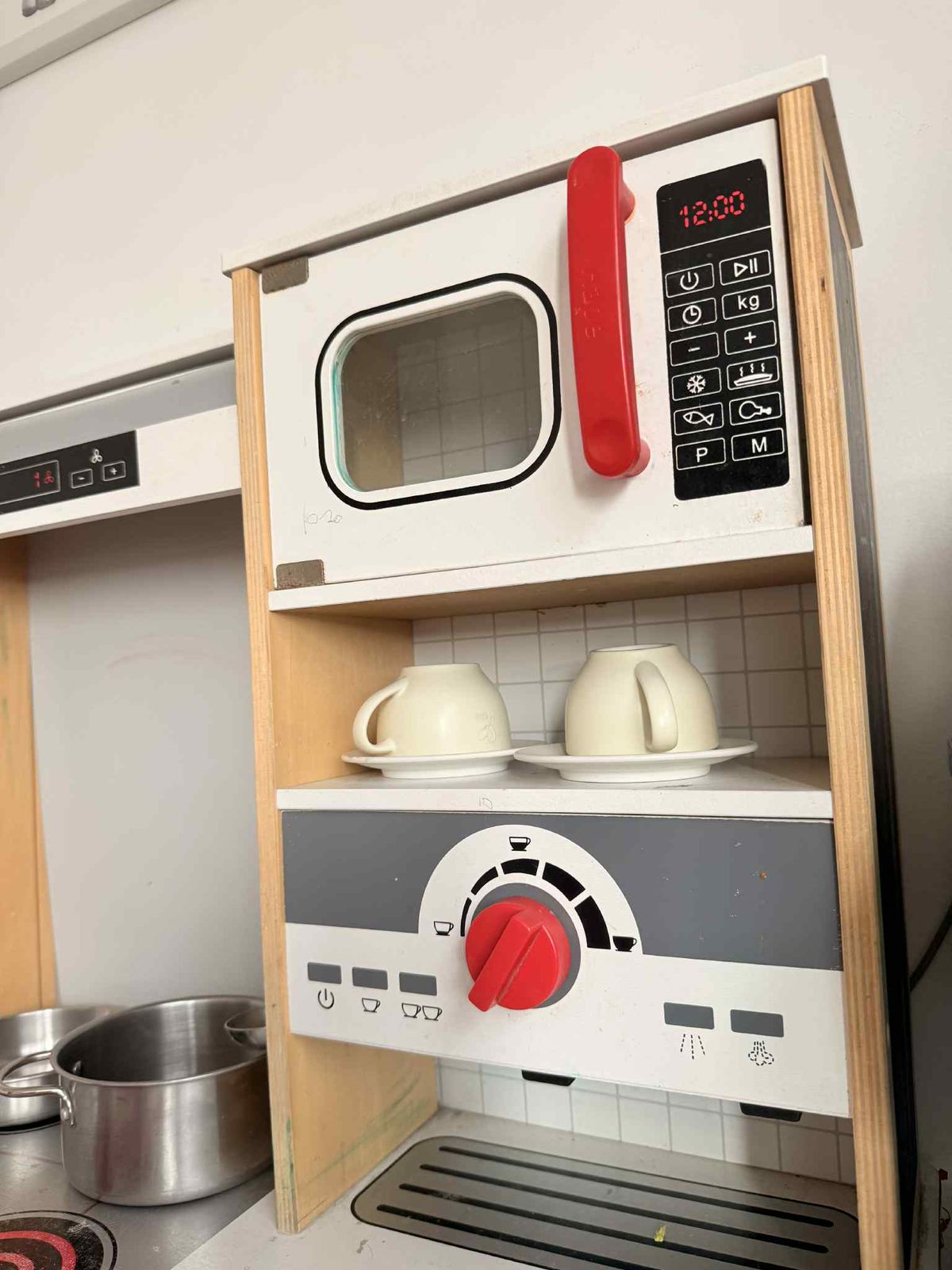 Preowned Hape kids kitchen toy - eco-conscious choice for Gurgaon parents
