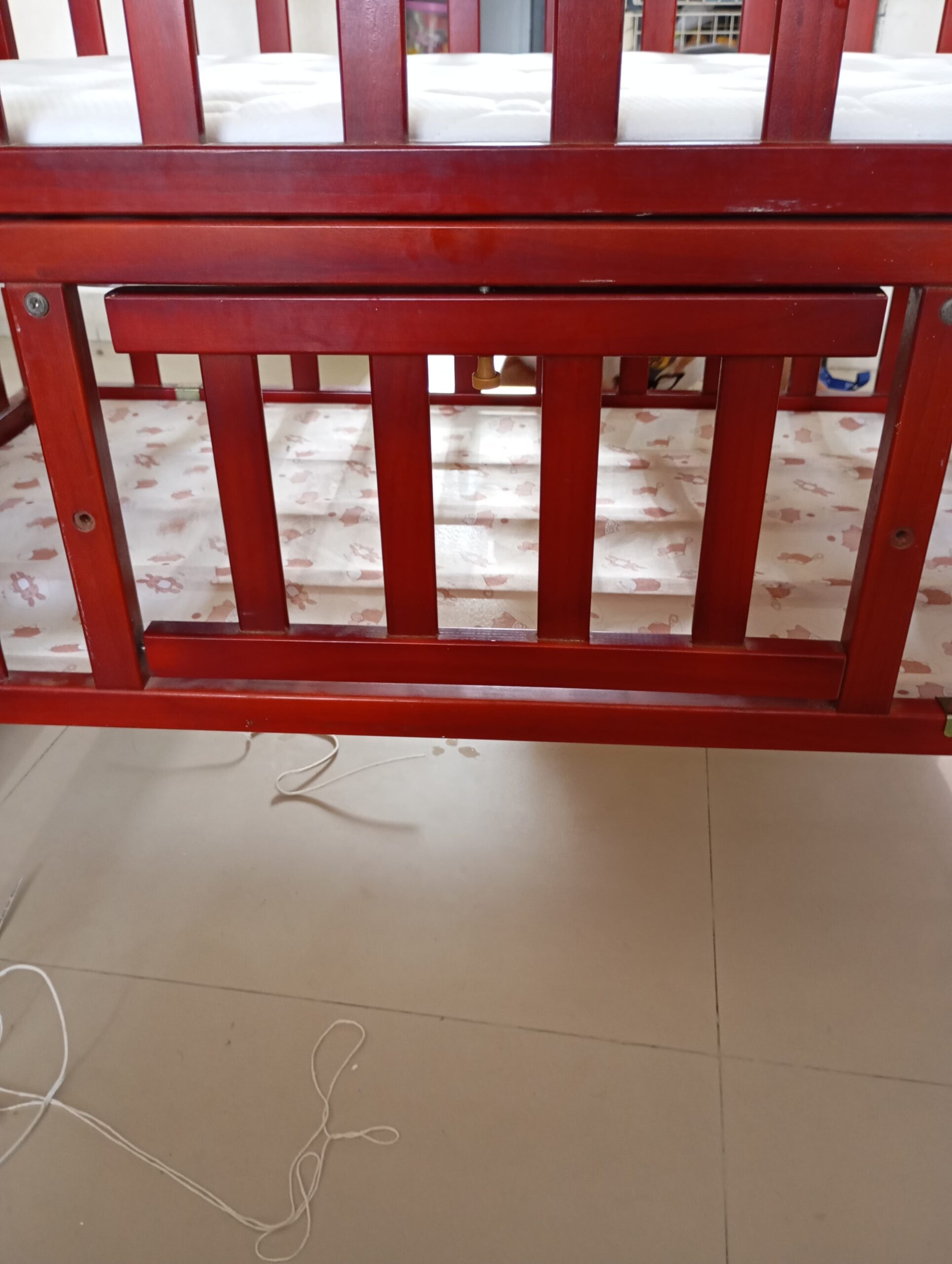 Resell Luvlap wooden baby crib in Mumbai