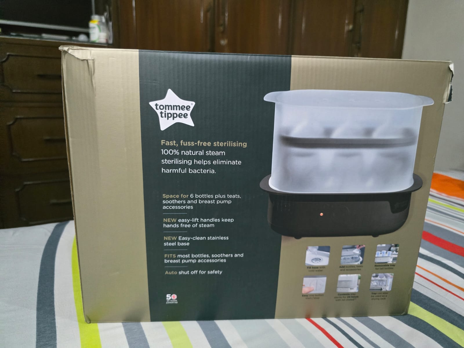 Preowned excellent condition Tommee Tippee complete feeding set with steriliser, bottle warmer, bottles and accessories