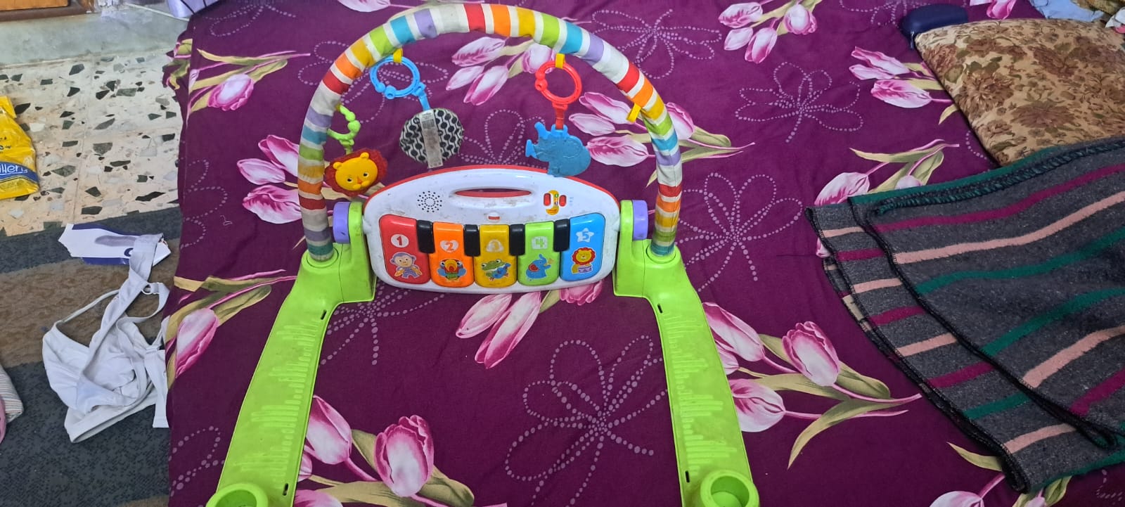 Preloved Fisher Price baby play gym – fun and eco-friendly